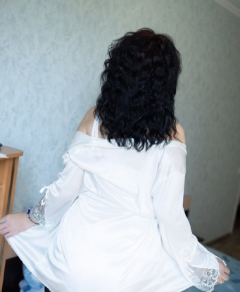 Я креативная и нежная, с опытом, который позволяет мне угадывать все твои желания. Встречусь с тобой в Москве и подарю незабываемые моменты наслаждения. У меня есть отличные отзывы от предыдущих встреч, так что ты можешь быть уверен в моем сервисе. Мои фото говорят сами за себя - я соблазнительная богиня, готовая подарить тебе незабываемые эмоции. Не упусти свой шанс на экстаз, приходи ко мне и будем наслаждаться вместе. 💋💦💥 Рада